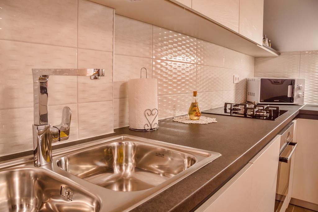 סלוניי Apartments Lucic חדר תמונה