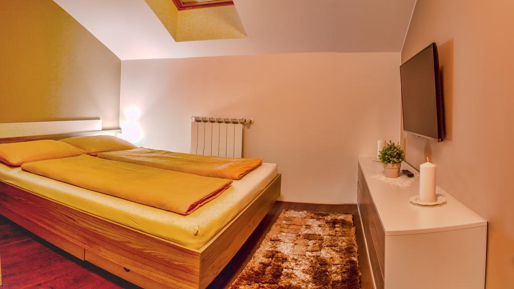 סלוניי Apartments Lucic חדר תמונה